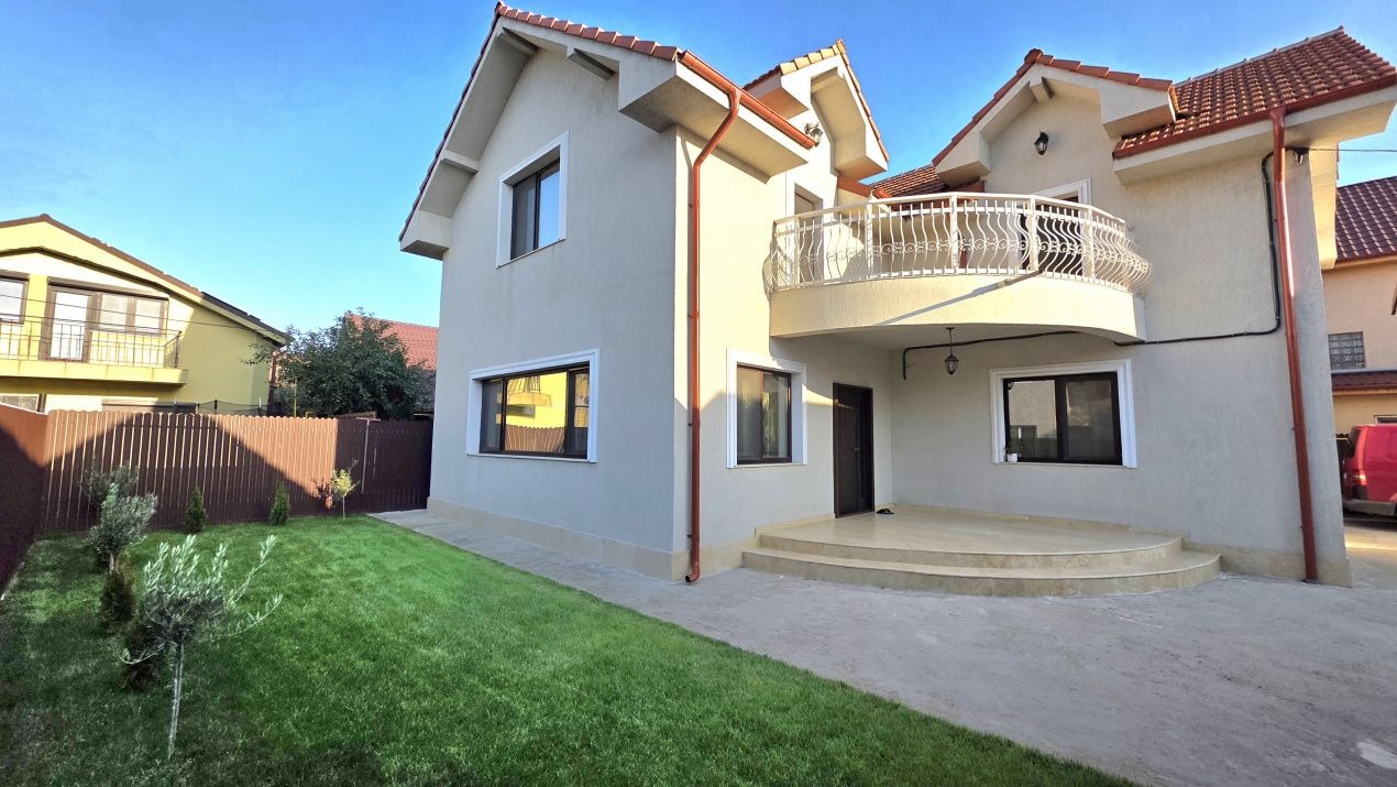 Casă cu 5 camere de vânzare în Năvodari – fotografia 1 din 29