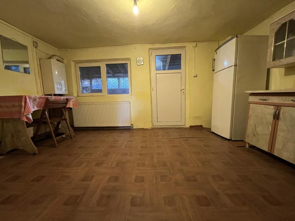 Casă cu 3 camere de vânzare în Nord, Găești – fotografia 21 din 35