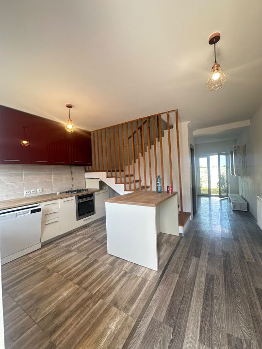 Casă cu 3 camere de vânzare în Sud, Bragadiru – fotografia 1 din 16