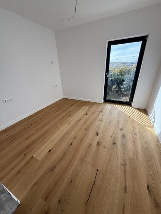 Casă cu 5 camere de vânzare în Faget / Vila Tusa, Cluj-Napoca – fotografia 31 din 34