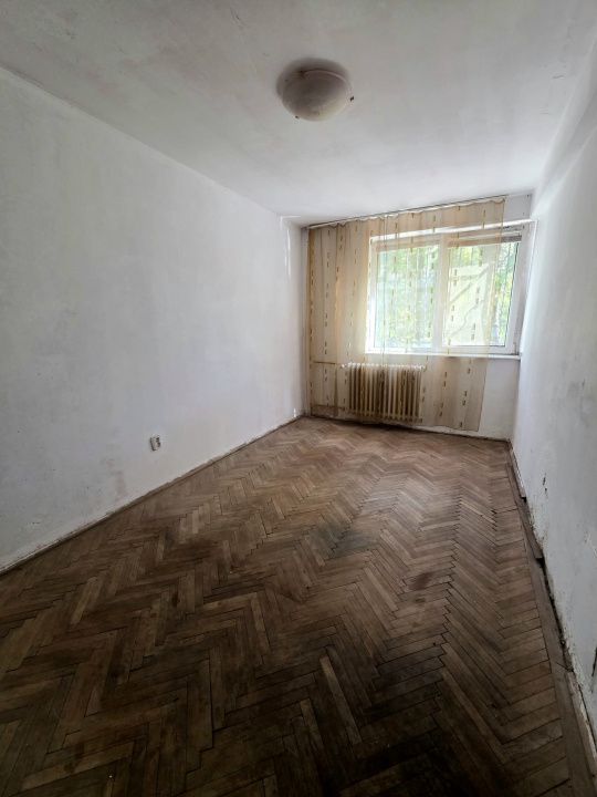 Apartament cu 3 camere de vânzare în Tomis IV, Constanța – fotografia 7 din 13