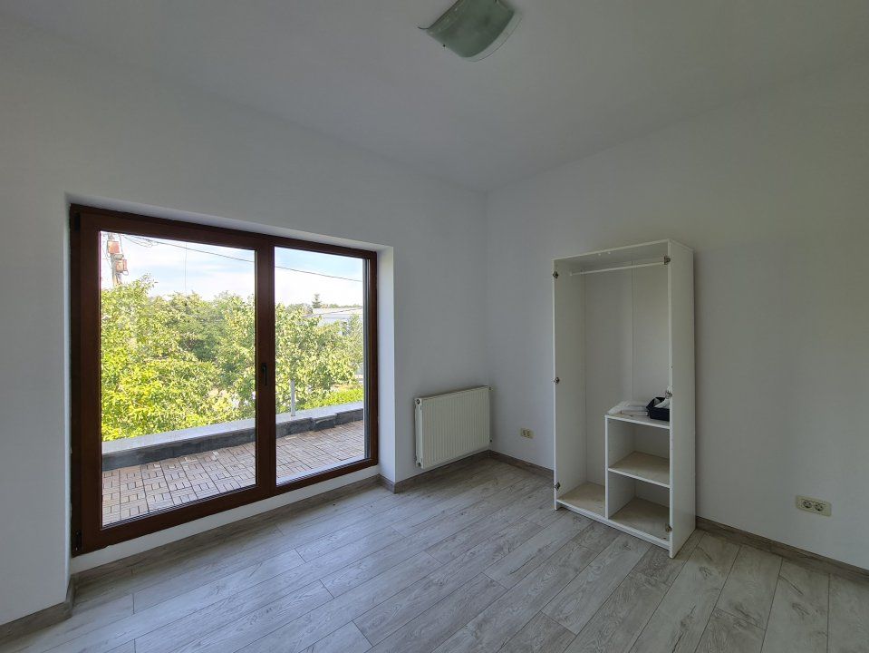 Casă cu 5 camere de vânzare în Mogoșoaia – fotografia 20 din 21