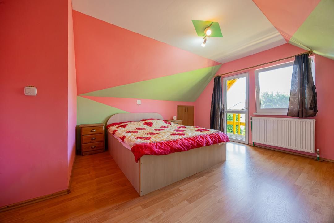Casă cu 4 camere de vânzare în Central, Magura – fotografia 34 din 40