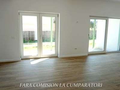 Casă cu 4 camere de vânzare în Central, Bujoreni – fotografia 5 din 26
