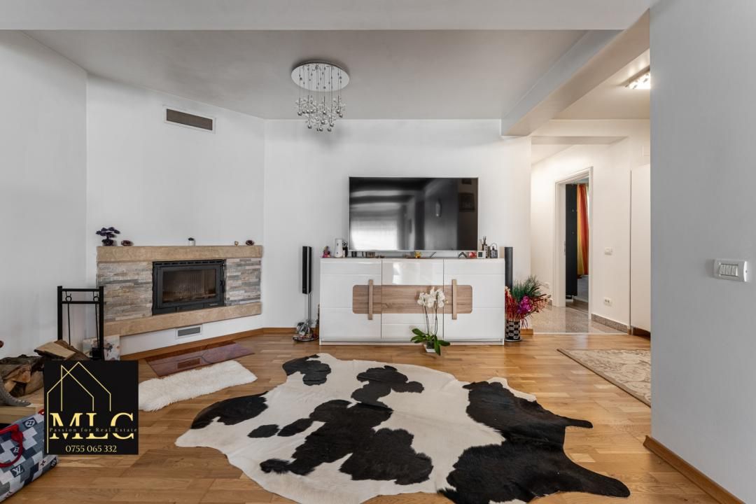Casă cu 5 camere de vânzare în Central, Brănești – fotografia 3 din 20