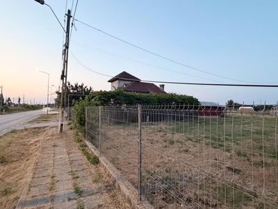 Casă cu 4 camere de vânzare în Est, Buftea – fotografia 4 din 12
