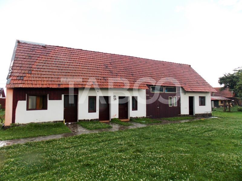Hotel / pensiune cu 13 camere de vânzare în Cârțișoara – fotografia 15 din 53