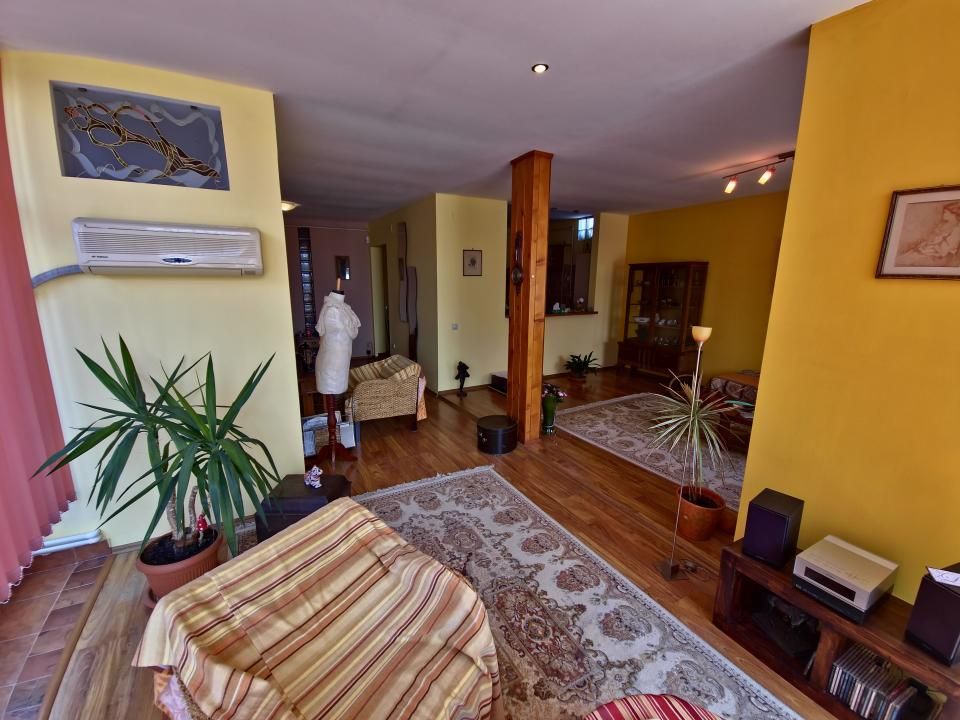 Casă cu 6 camere de vânzare în Faleza Nord, Constanța – fotografia 5 din 23