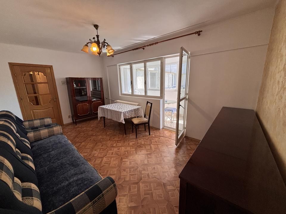 Apartament cu 3 camere de vânzare în Pantelimon, București – fotografia 1 din 16