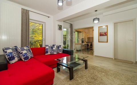 Apartament cu 2 camere de închiriat în Central, Brașov