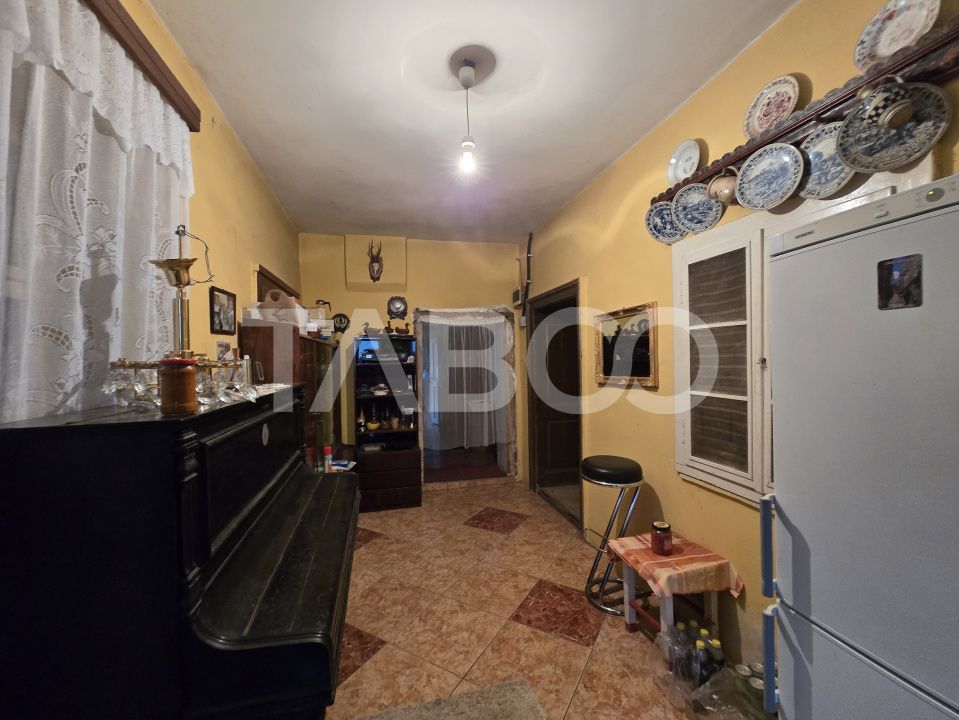 Casă cu 6 camere de vânzare în Nou – fotografia 27 din 27