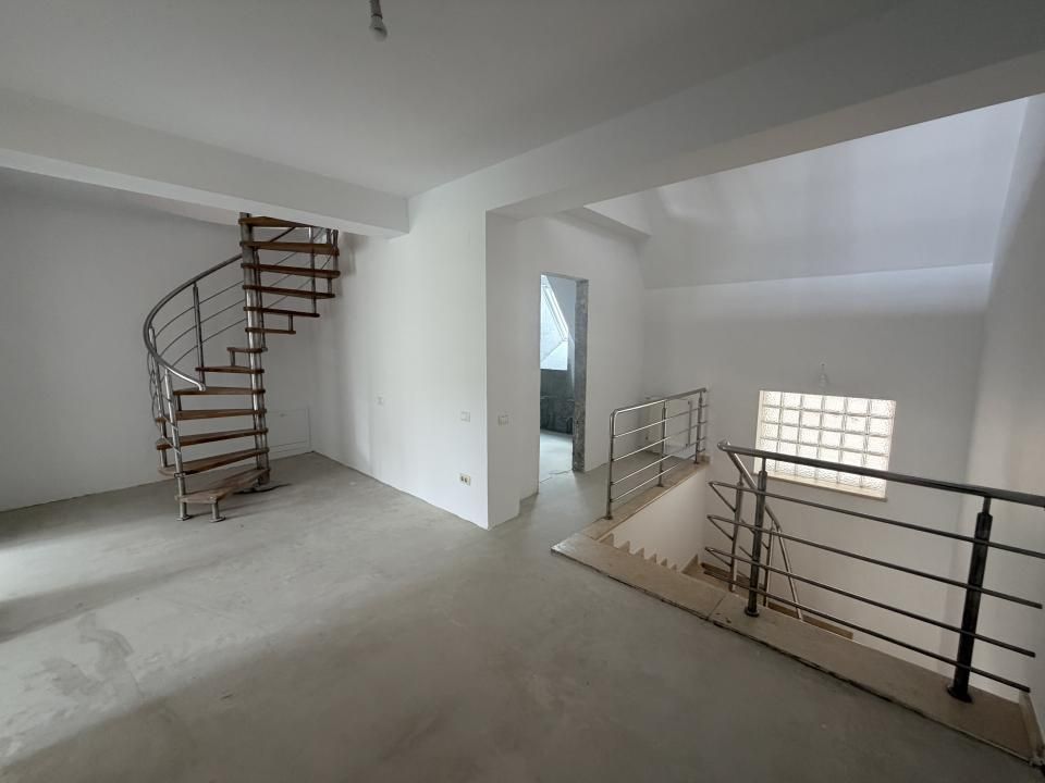 Casă cu 6 camere de vânzare în Pipera, București – fotografia 6 din 16