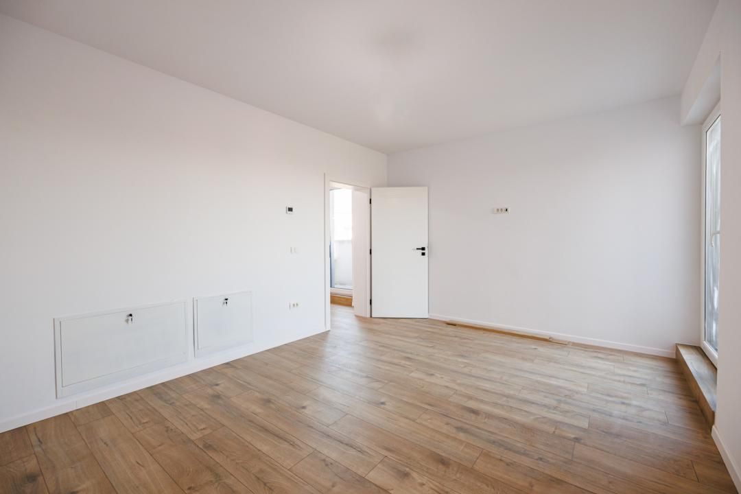 Casă cu 4 camere de vânzare în Moșnița Nouă – fotografia 35 din 56