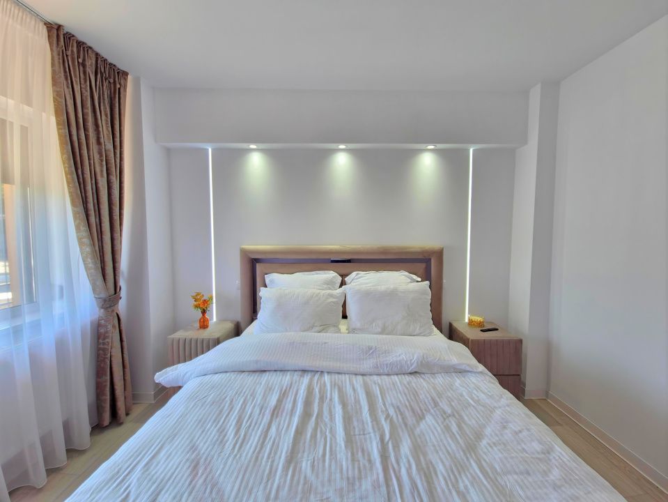 Apartament cu 3 camere de închiriat în Ferdinand-CPL, Râmnicu Vâlcea – fotografia 10 din 14