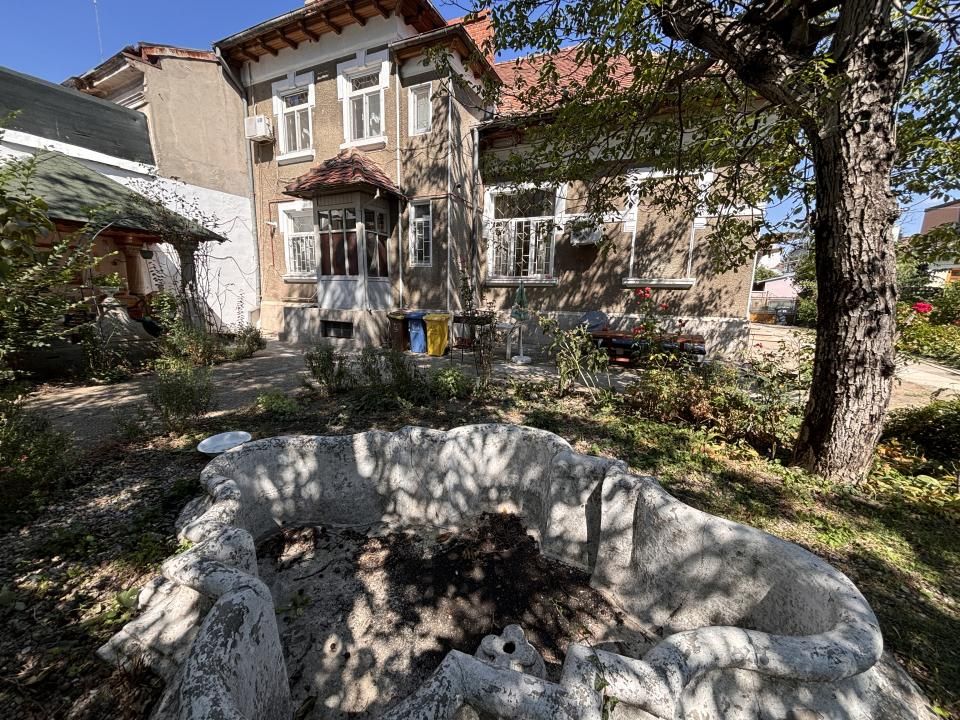 Casă cu 10 camere de vânzare în Foisorul de Foc, București – fotografia 16 din 18