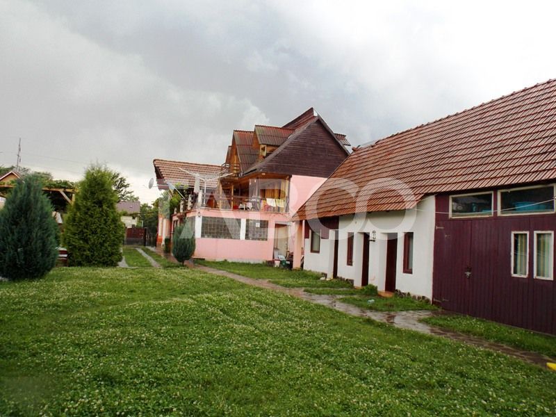 Hotel / pensiune cu 13 camere de vânzare în Cârțișoara – fotografia 8 din 53