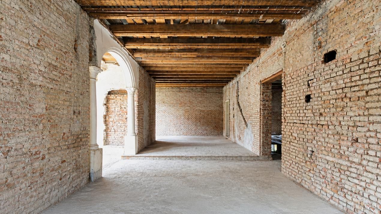 Casă cu 9 camere de vânzare în Centrul Istoric, Brașov – fotografia 12 din 18