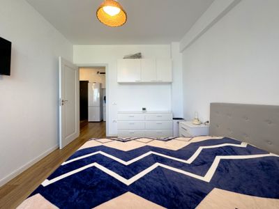 Apartament cu 2 camere de vânzare în Tomis Plus, Constanța – fotografia 2 din 11