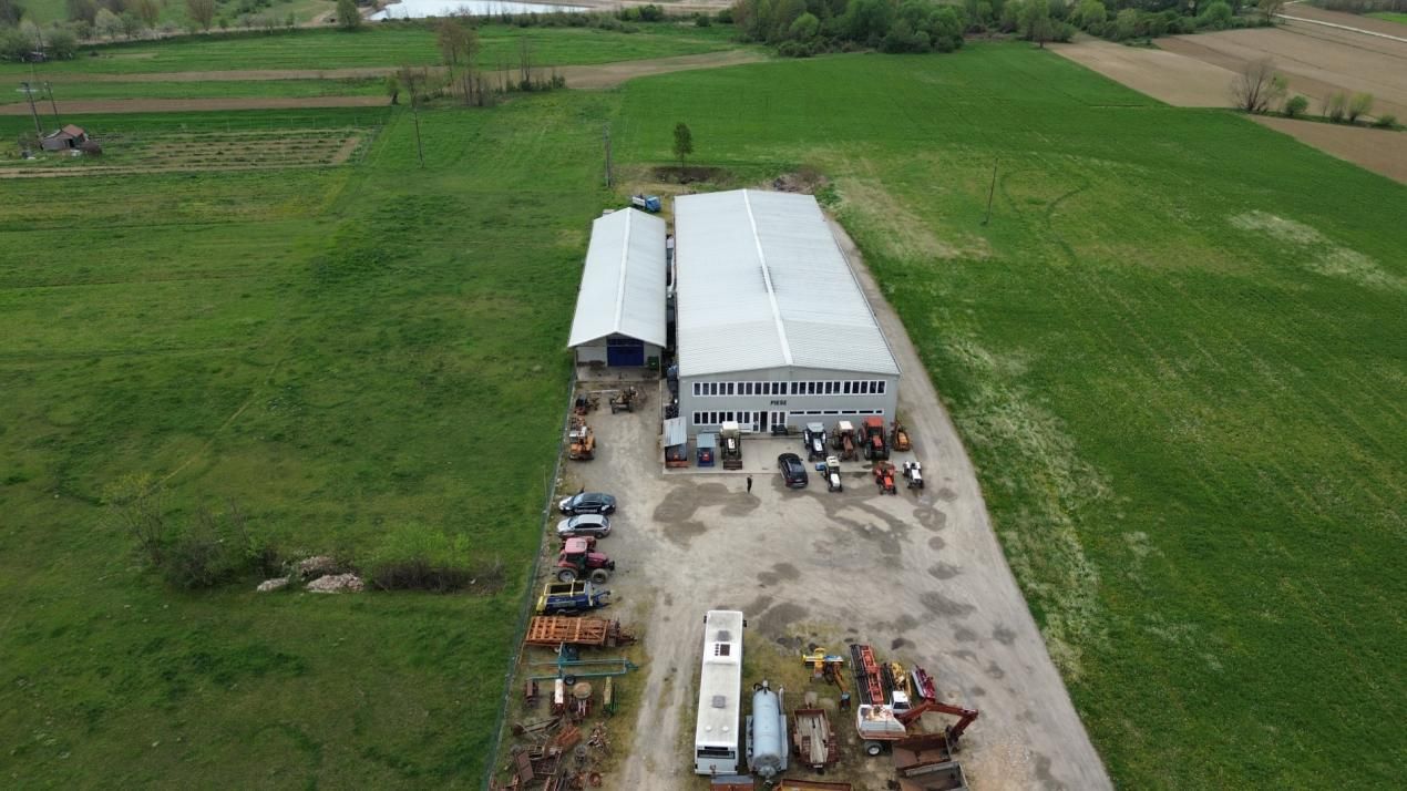 Spațiu industrial de vânzare în Est, Grosi – fotografia 3 din 9