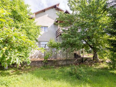 Casă cu 5 camere de vânzare în Fagetu – fotografia 2 din 57