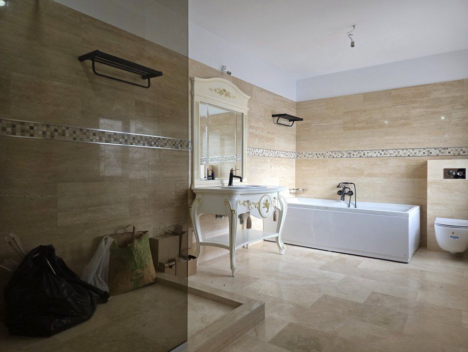 Casă cu 8 camere de vânzare în Snagov – fotografia 15 din 26