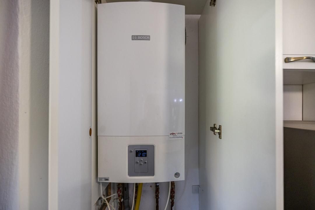 Casă cu 4 camere de vânzare în Central, Dumbrăvița – fotografia 32 din 40