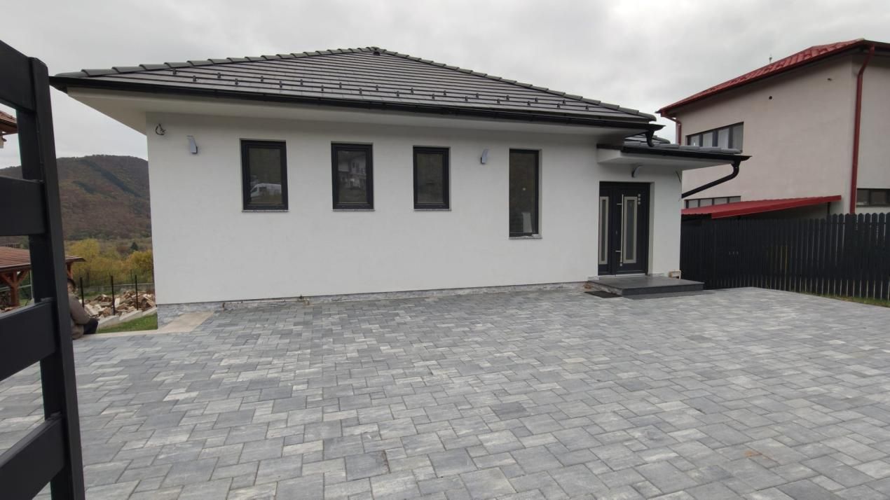 Casă cu 4 camere de vânzare în Sud-Vest, Cisnadioara – fotografia 16 din 25