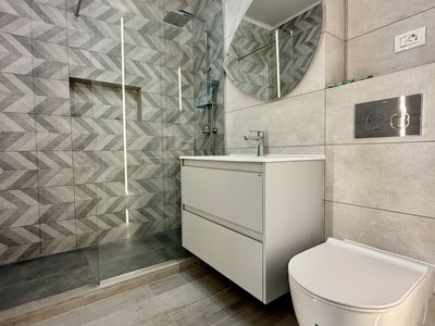 Apartament cu 2 camere de vânzare în Mamaia – fotografia 3 din 23