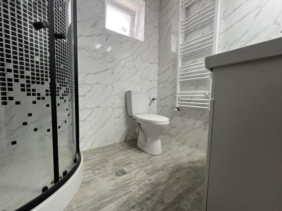 Casă cu 4 camere de vânzare în Central, Cuparu – fotografia 13 din 31