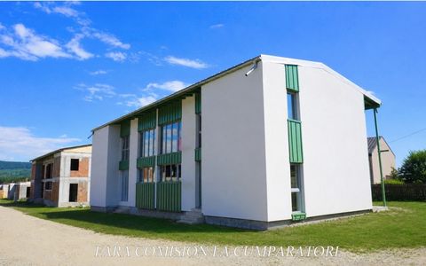 Casă cu 4 camere de vânzare în Central, Bujoreni