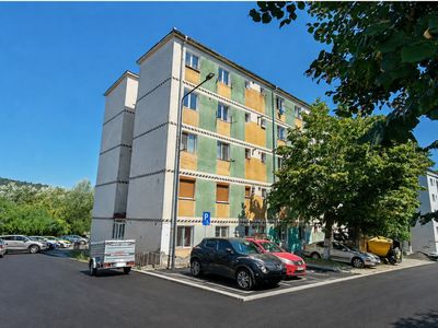 Apartament cu 2 camere de vânzare în Petrisor, Râmnicu Vâlcea – fotografia 2 din 12