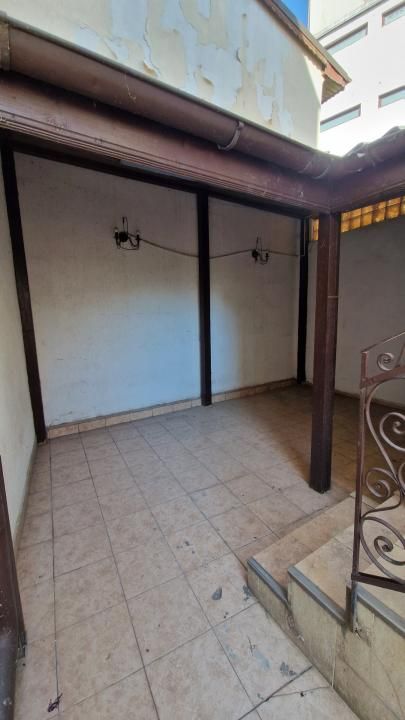Casă cu 6 camere de închiriat în Calea Calarasilor, București – fotografia 2 din 14