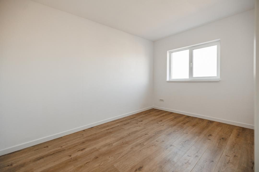 Casă cu 5 camere de vânzare în Săcălaz – fotografia 34 din 43
