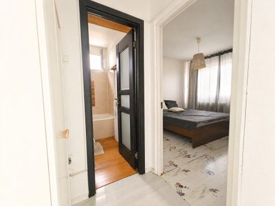 Apartament cu 2 camere de vânzare în Drumul Taberei, București – fotografia 3 din 10