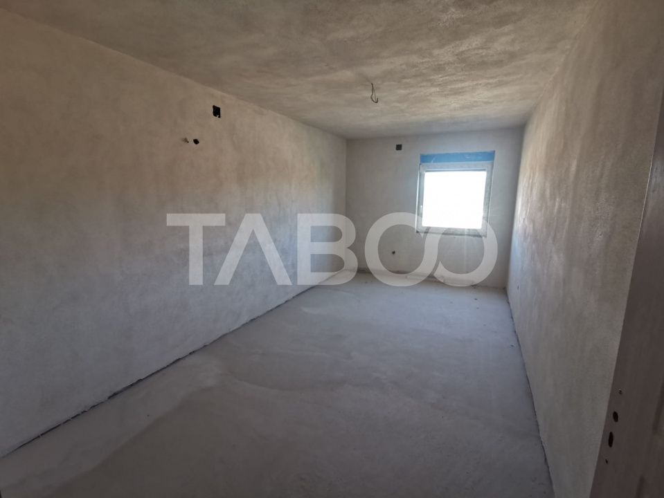 Casă cu 5 camere de vânzare în Miercurea Sibiului – fotografia 9 din 10