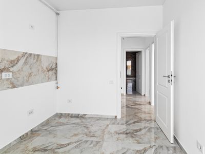 Apartament cu 2 camere de vânzare în Mamaia-Sat – fotografia 5 din 27