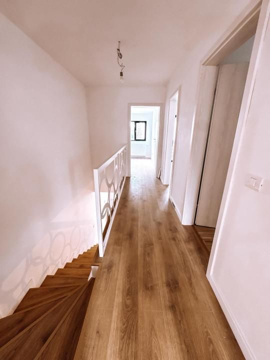 Casă cu 4 camere de vânzare în Central, Tunari – fotografia 16 din 28