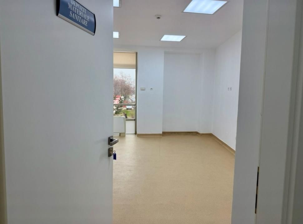 Spațiu comercial cu 1 cameră de închiriat în Mioritei, Bacău – fotografia 2 din 8