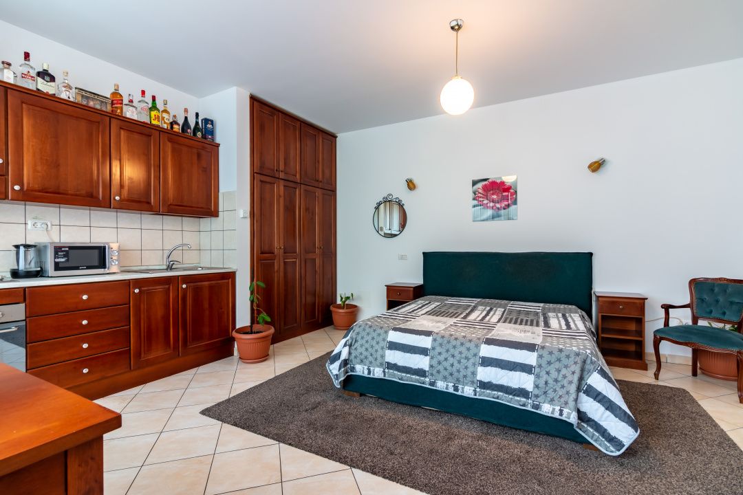 Casă cu 9 camere de vânzare în Unirii, București – fotografia 37 din 49