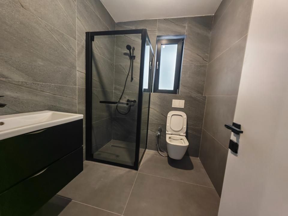 Casă cu 5 camere de vânzare în Otopeni – fotografia 8 din 31