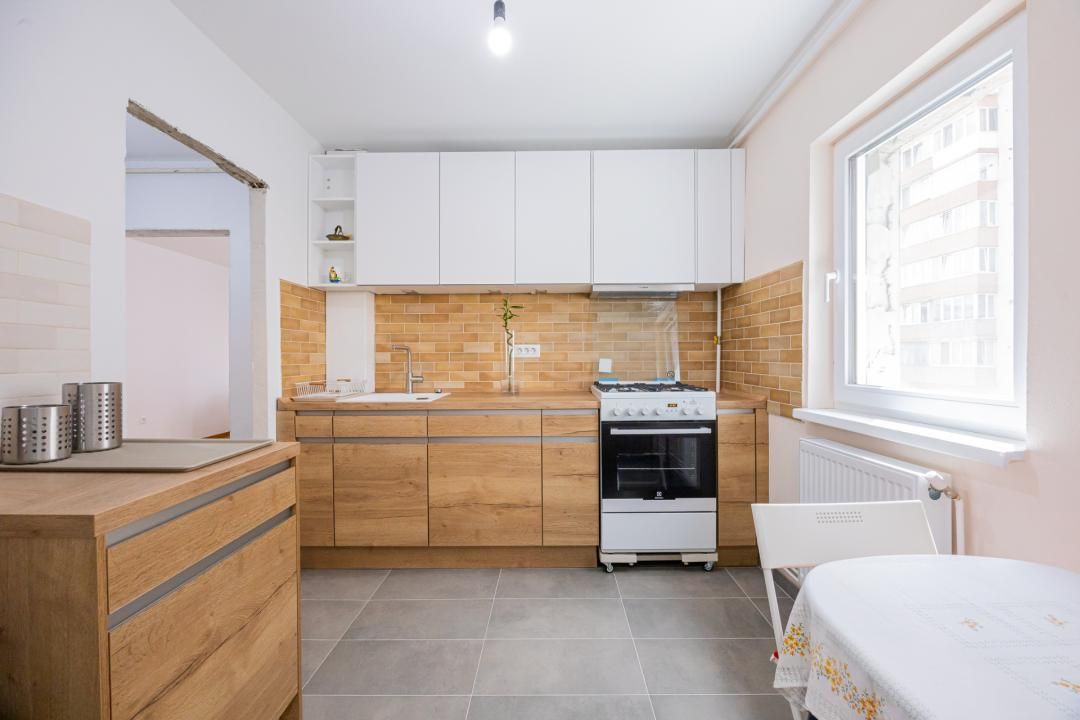 Apartament cu 2 camere de vânzare în Tractorul, Brașov – fotografia 3 din 22