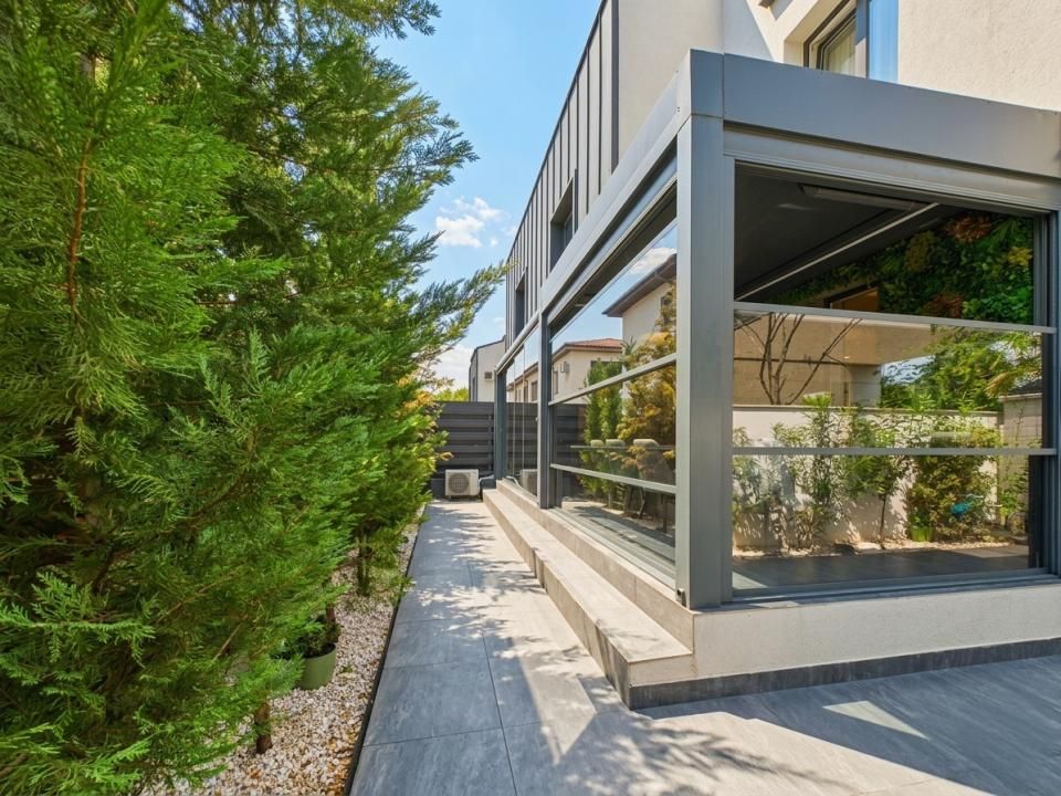 Casă cu 5 camere de vânzare în Vest, Otopeni – fotografia 9 din 40