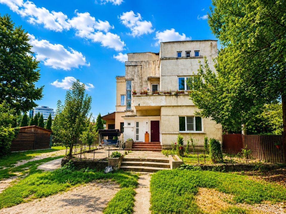 Apartament cu 2 camere de vânzare în Ultracentral, Bacău – fotografia 2 din 14