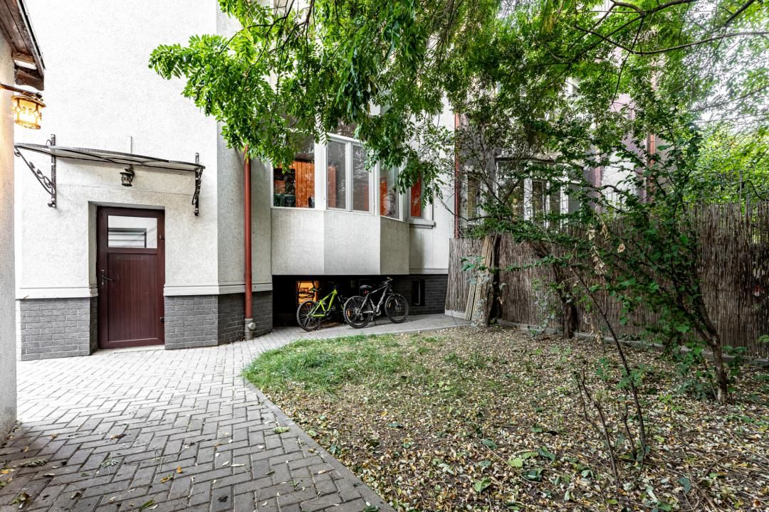 Casă cu 7 camere de vânzare în Ferdinand, București – fotografia 11 din 25