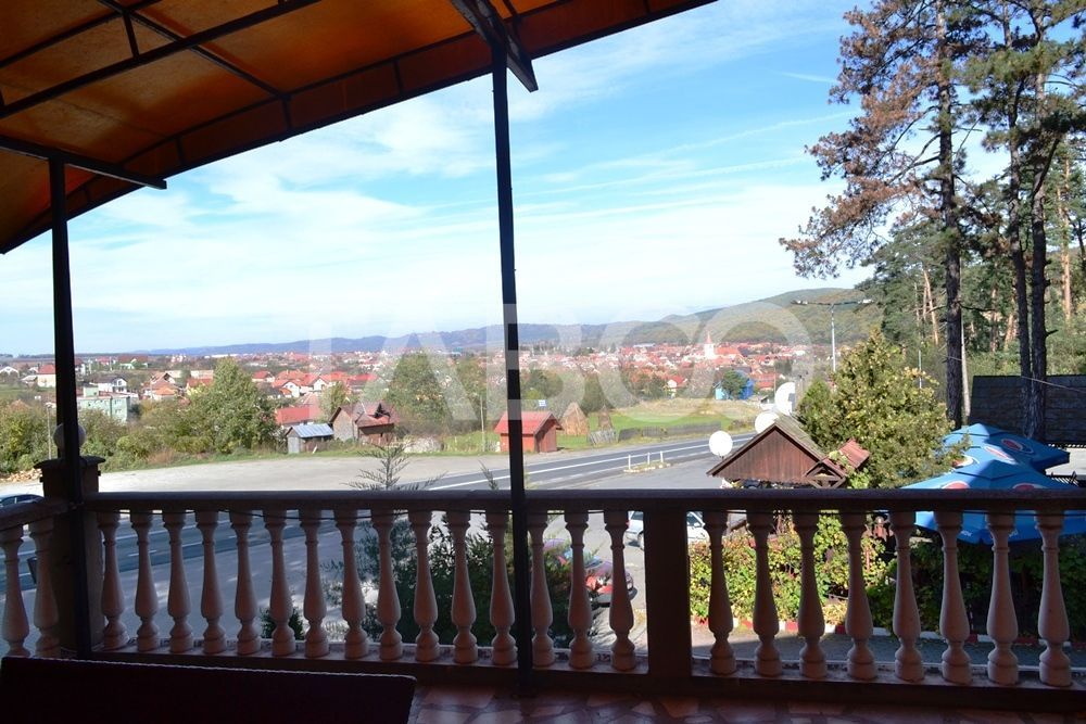 Hotel / pensiune cu 26 camere de vânzare în Tălmaciu – fotografia 8 din 27
