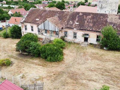 Casă cu 15 camere de vânzare în Central, Cricau – fotografia 5 din 15
