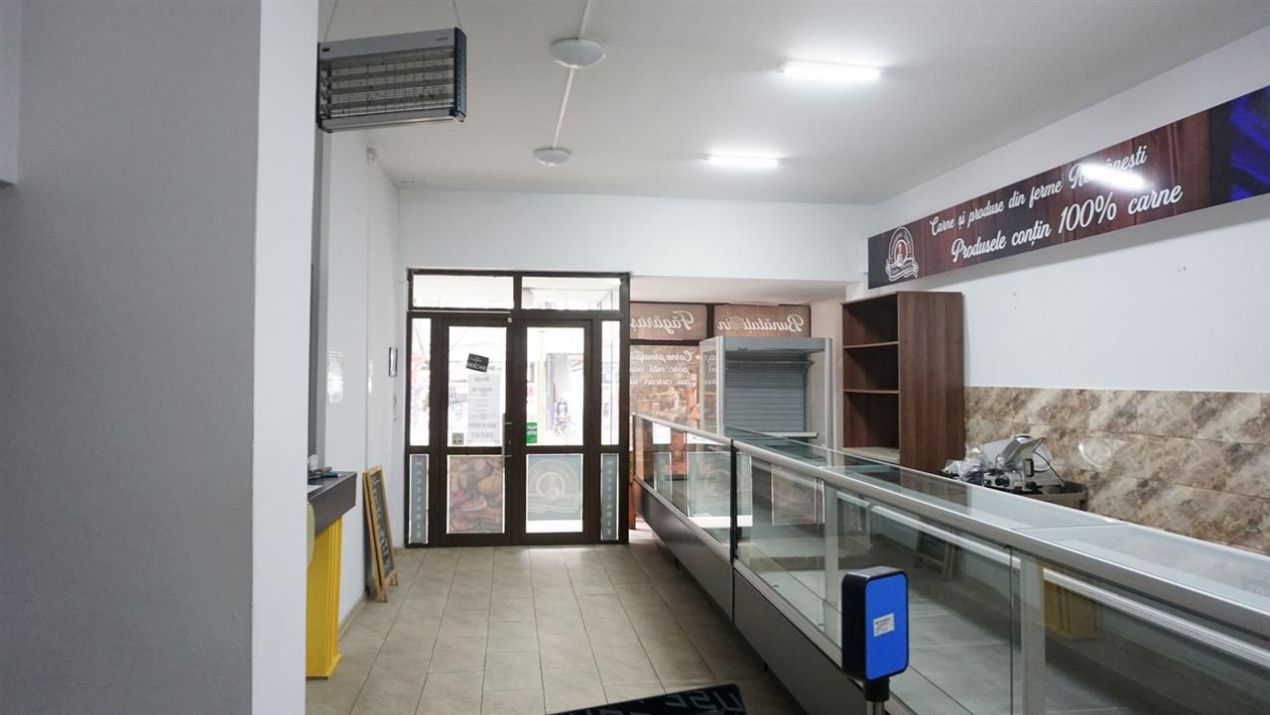 Spațiu comercial cu 2 camere de închiriat în Ultracentral, Râmnicu Vâlcea – fotografia 4 din 12