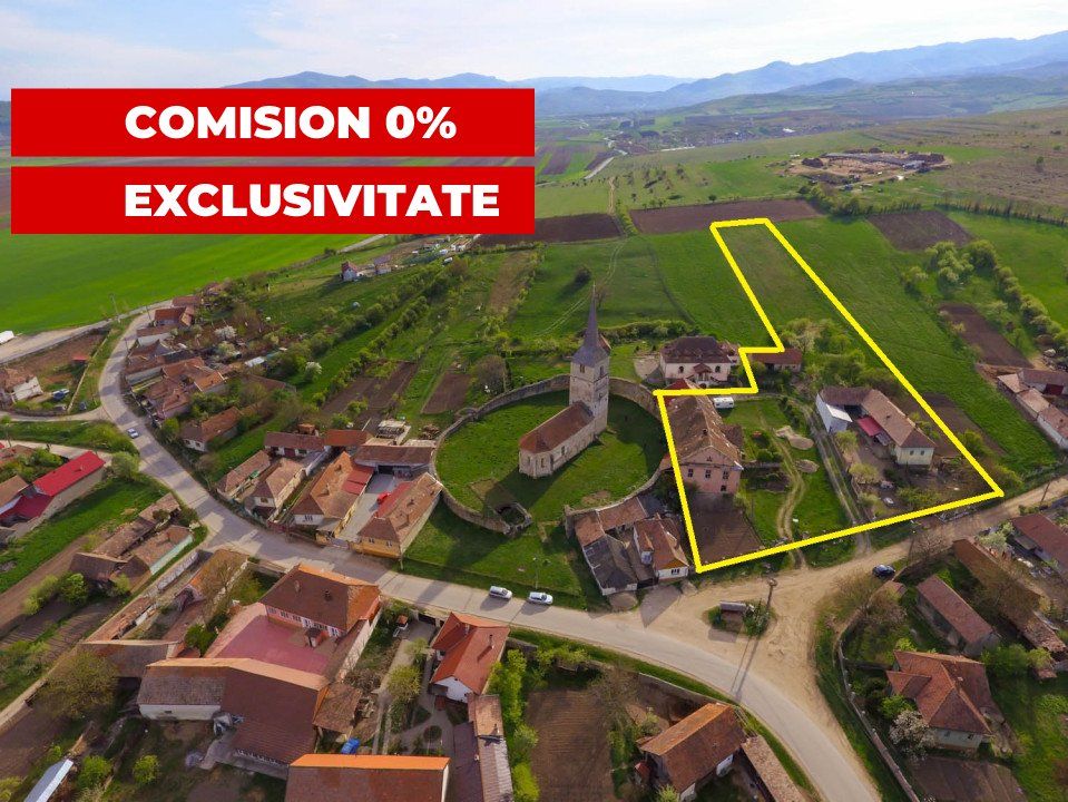Casă cu 15 camere de vânzare în Central, Cricau – fotografia 1 din 15