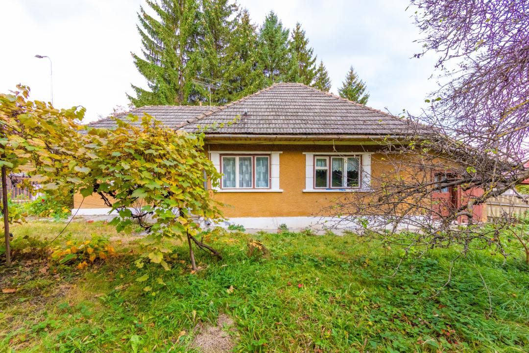 Casă cu 3 camere de vânzare în Baciu, Săcele – fotografia 2 din 19