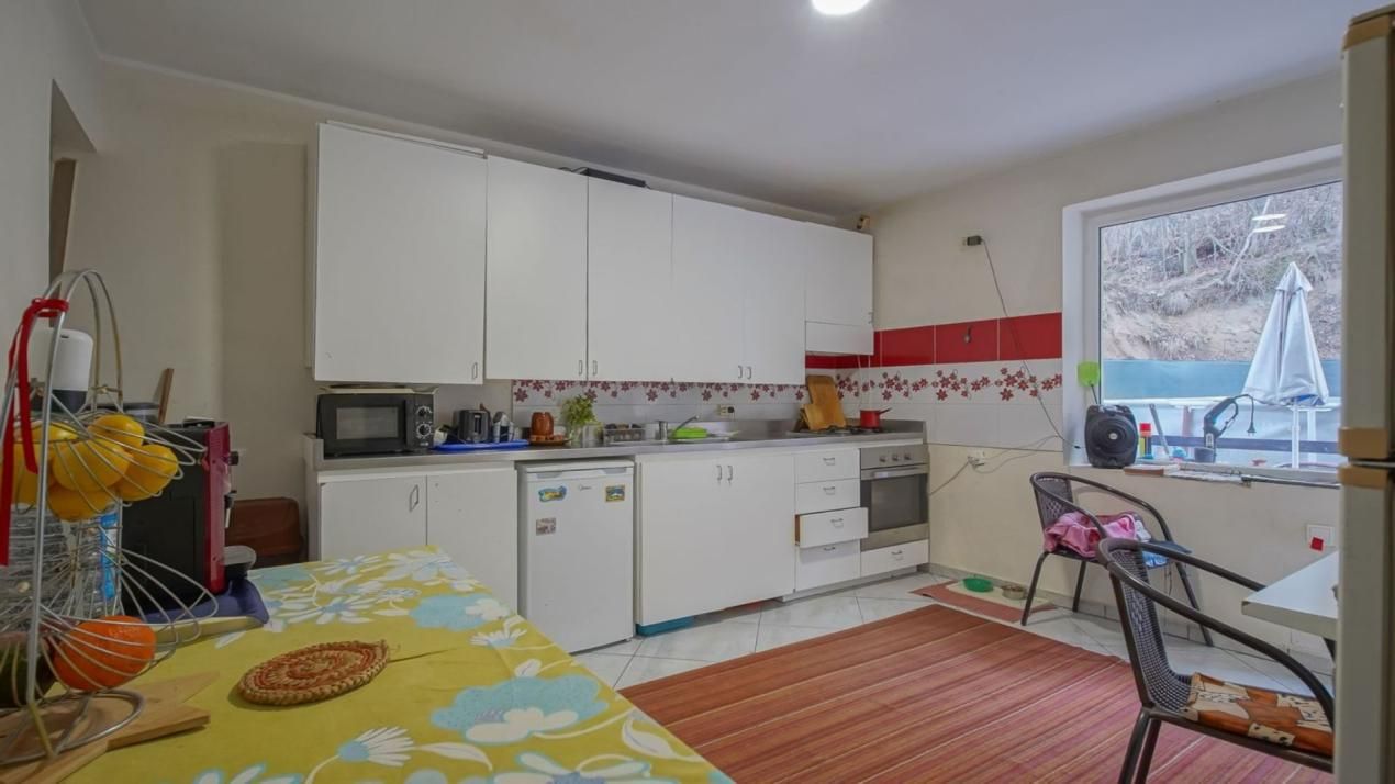 Casă cu 6 camere de vânzare în Sud, Brașov – fotografia 6 din 18
